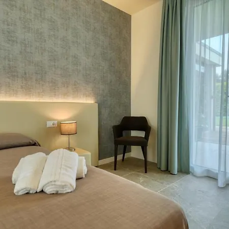 Palazzo Del Garda & Hotell 4*