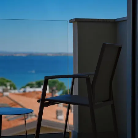 Hotell Palazzo Del Garda &