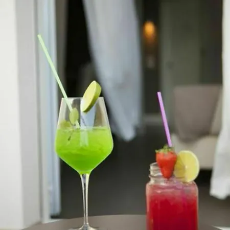 Hotell Palazzo Del Garda & 4*